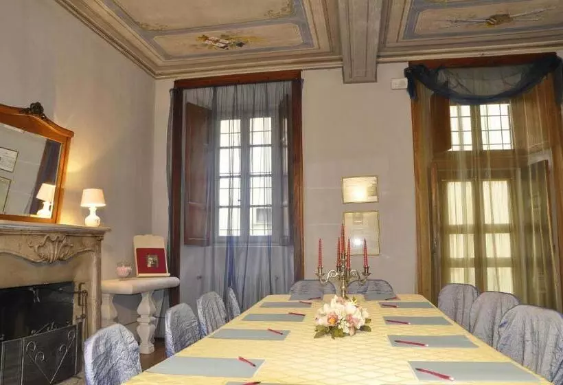 ペンション Villa Cantoni