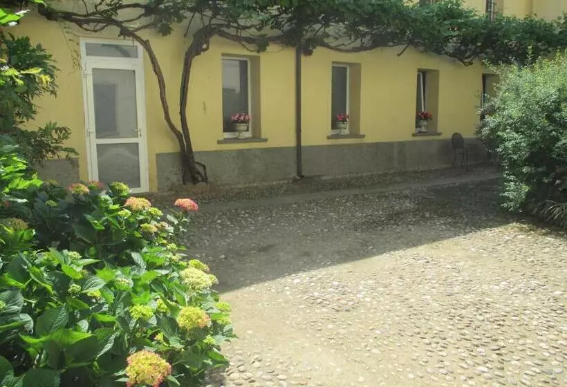 ペンション Villa Cantoni