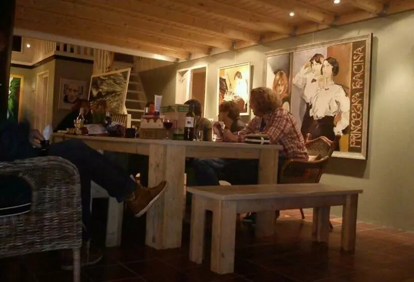 ベッドアンドブレックファースト De Galeriet Giethoorn