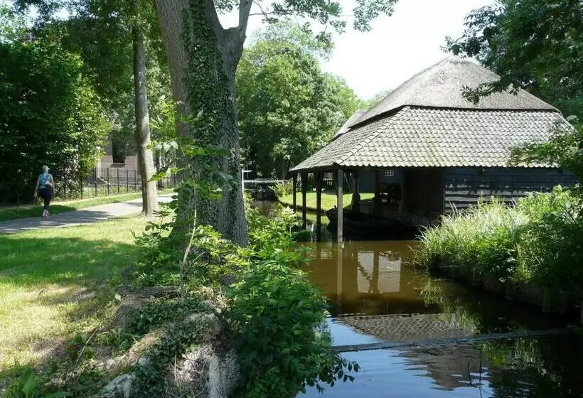 ベッドアンドブレックファースト De Galeriet Giethoorn