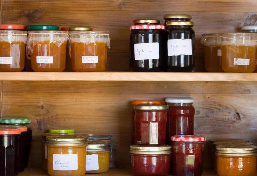 ベッドアンドブレックファースト A L Ombre Du Clocher