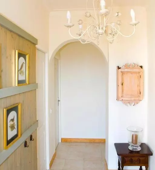 Aamiaismajoitus (B&B) A L Ombre Du Clocher