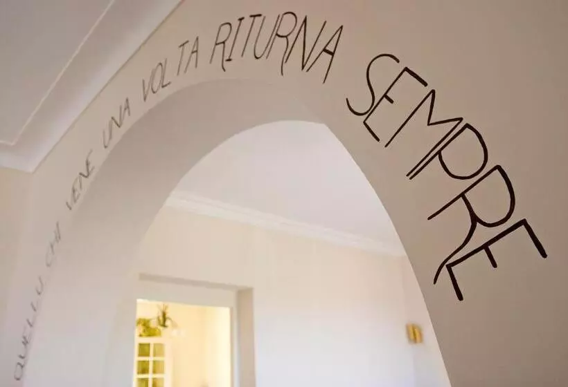 Aamiaismajoitus (B&B) A L Ombre Du Clocher