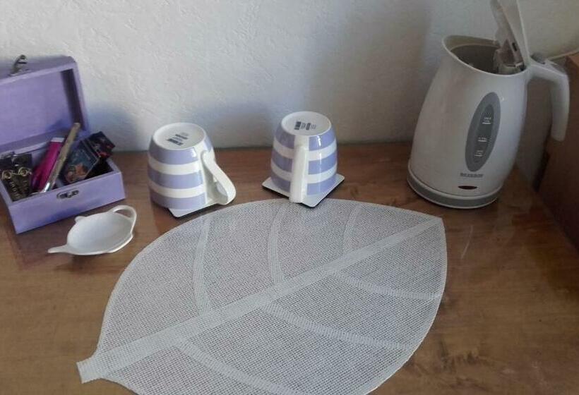 مبيت وإفطار Chambre D Hôtes La Tour De Brazalem