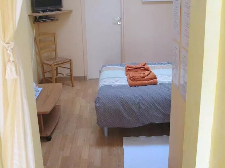 Aamiaismajoitus (B&B) Chambres D Hôtes Le Mûrier