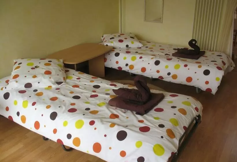 Aamiaismajoitus (B&B) Chambres D Hôtes Le Mûrier