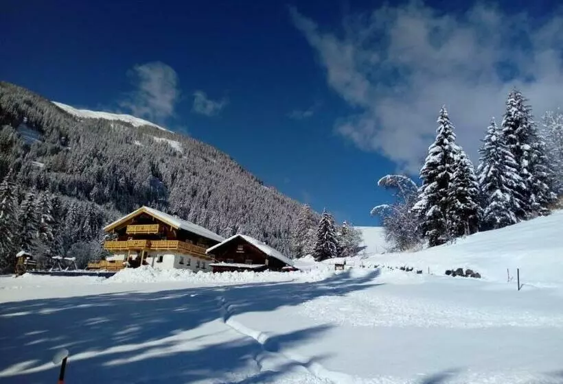 Aamiaismajoitus (B&B) Haus Pinter