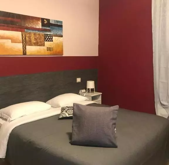 ベッドアンドブレックファースト Vegan Inn Airport   Adults Only   Late Check In