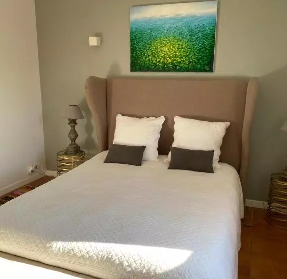 Aamiaismajoitus (B&B) Villa Des Roses