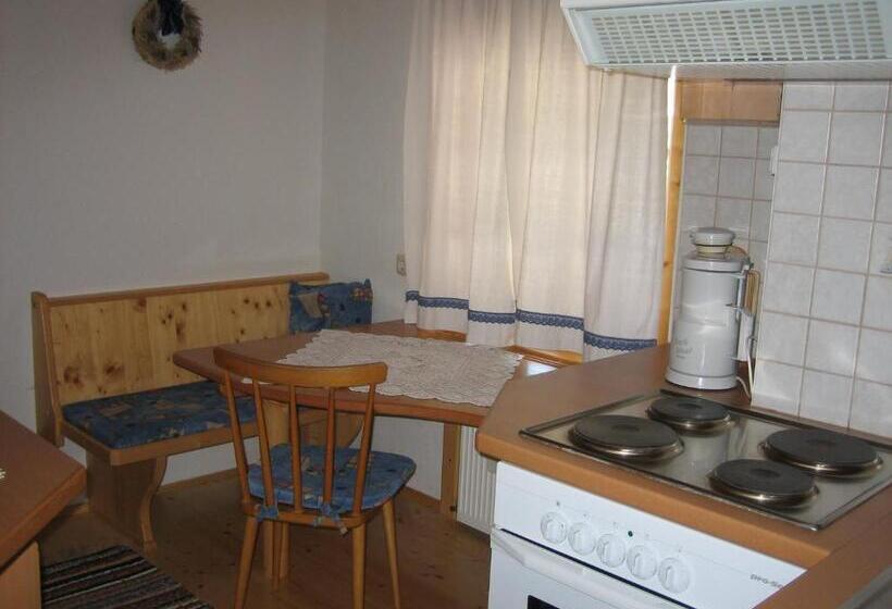 ホテル Klausmoarhof