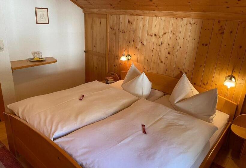 ホテル Klausmoarhof