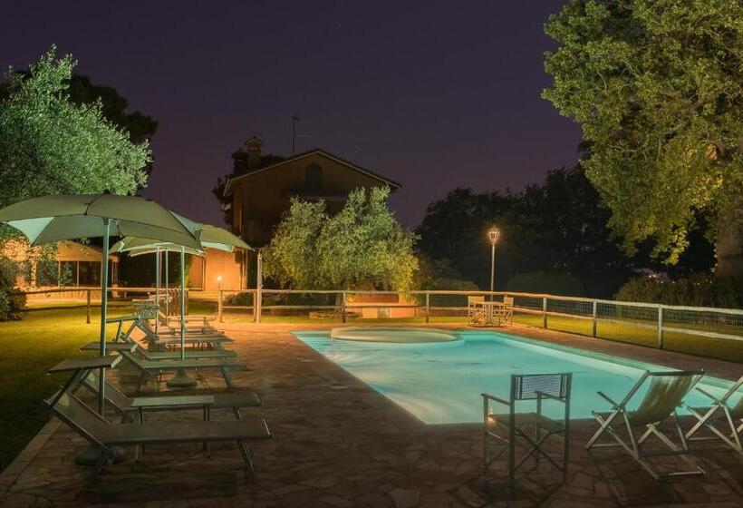 ホテル Agriturismo Villa Beatrice