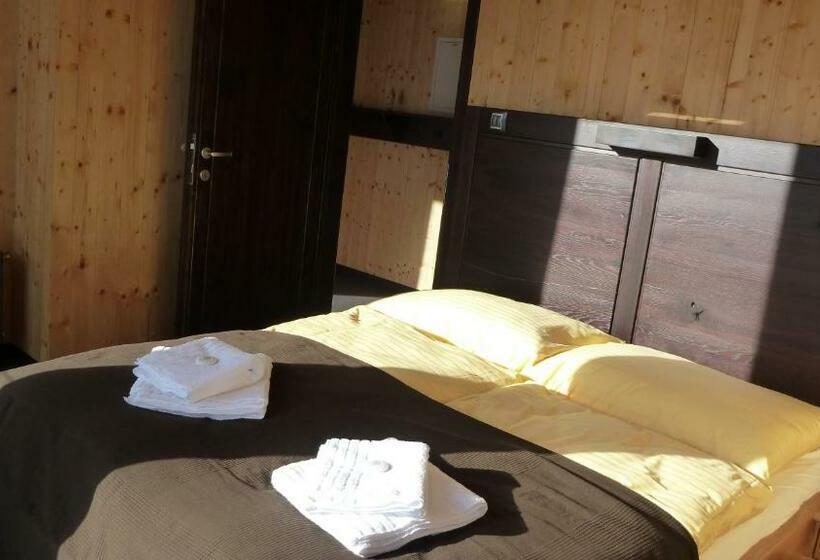 Krakonošova Dílna Woodhaus