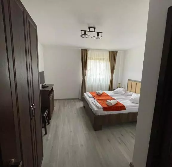 Majatalo Green Mountain Resort