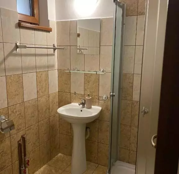 Majatalo Green Mountain Resort