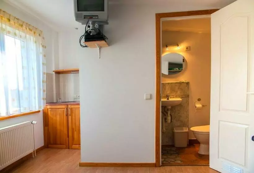 پانسیون Guest House Maija