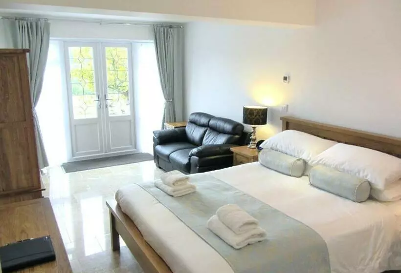 Majatalo Horsemanstone