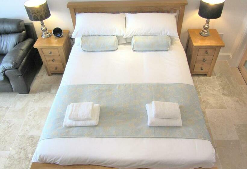 膳宿费 Horsemanstone