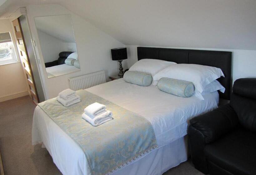 膳宿费 Horsemanstone