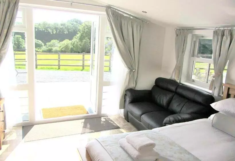 Majatalo Horsemanstone