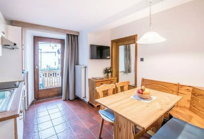 Apartments Heidenberger Delle Scuole