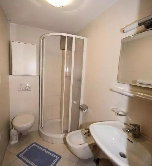 Apartments Heidenberger Delle Scuole