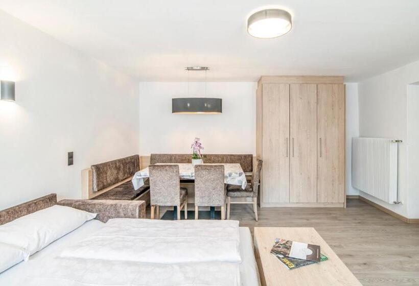 Apartments Heidenberger Delle Scuole