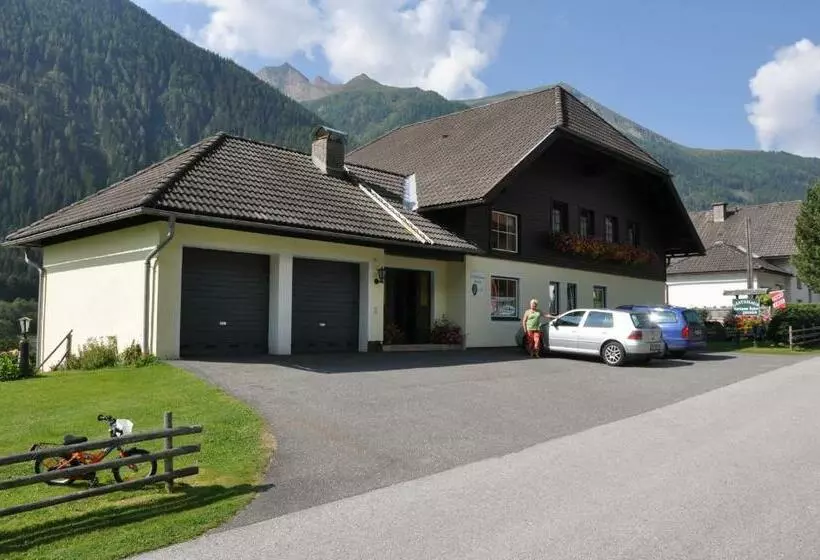 ベッドアンドブレックファースト Gästehaus Marianne Baier