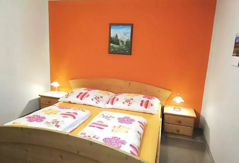 ベッドアンドブレックファースト Gästehaus Marianne Baier