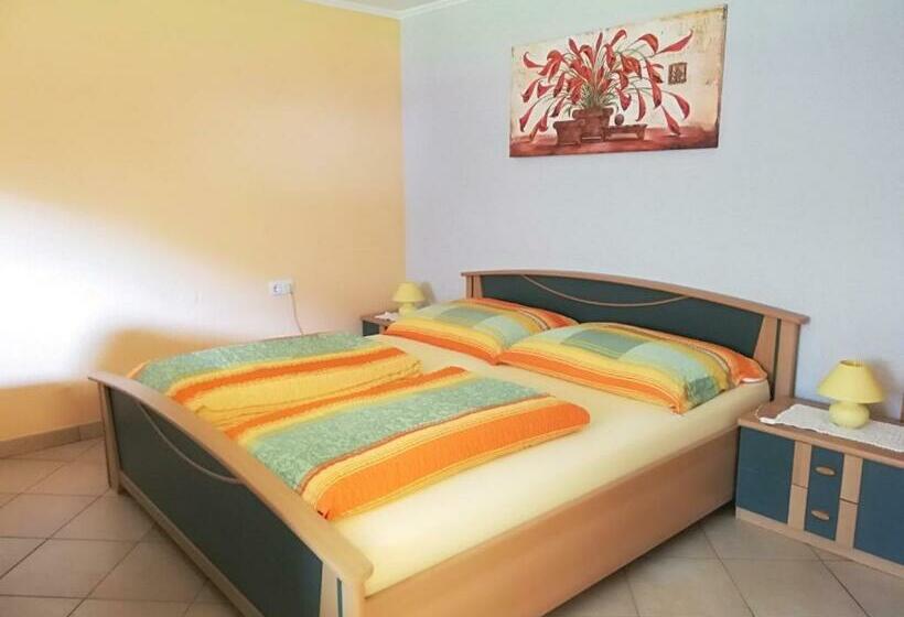 مبيت وإفطار Gästehaus Marianne Baier