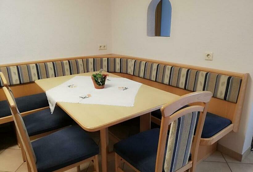 مبيت وإفطار Gästehaus Marianne Baier