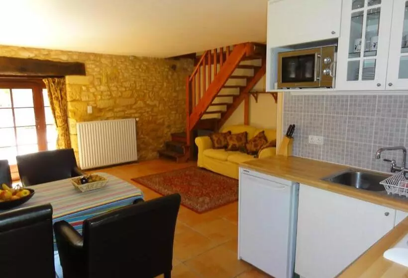 ベッドアンドブレックファースト Le Chevrefeuille Chambres D Hotes Et Gîtes De Charme