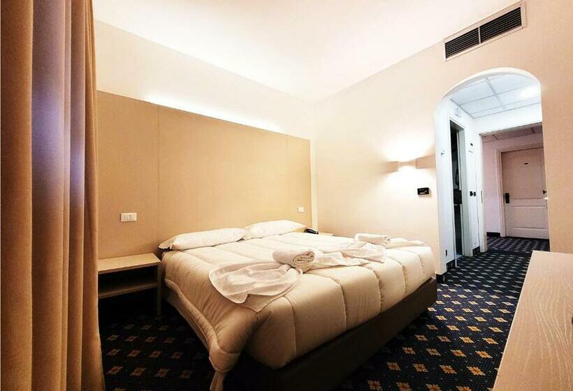 ホテル Azzano Decimo