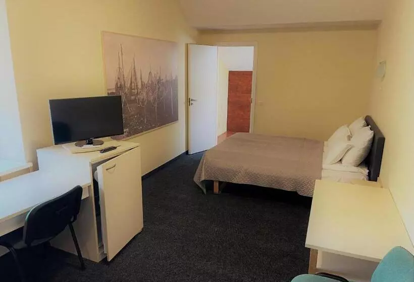 هتل Nidos Kempingas