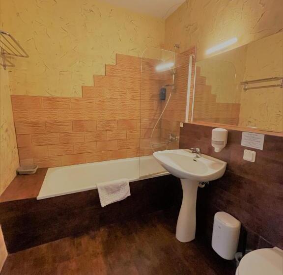 هتل Nidos Kempingas