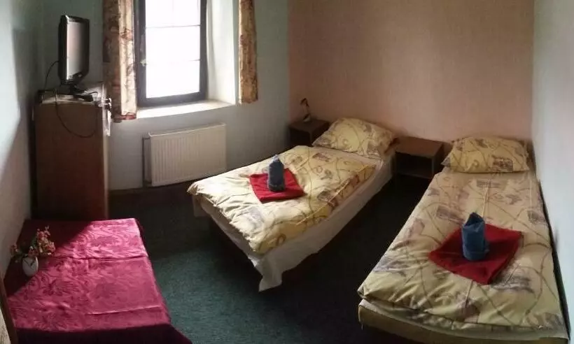 Hotelli Penzion Pegas Depoltovice