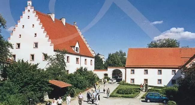 Hotelli Schlossgasthof Rösch