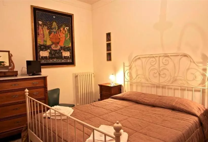 پانسیون Affittacamere La Casa Di Elide