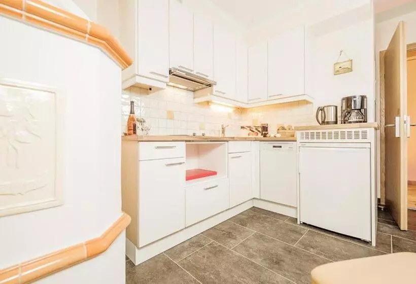 ペンション Wohlfühl Ferien Heim Aparthotel 4 Sterne