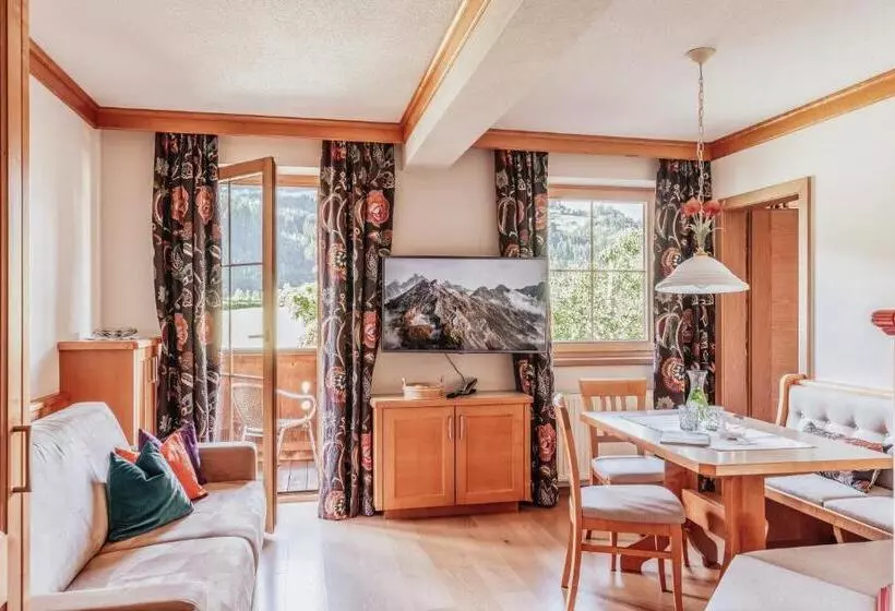 ペンション Wohlfühl Ferien Heim Aparthotel 4 Sterne