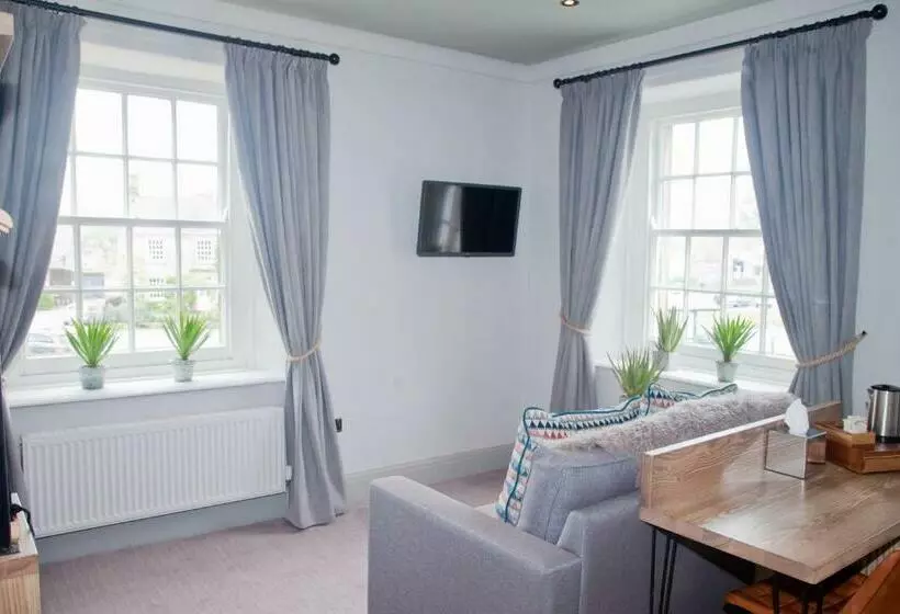 ユースホステル Devonshire Arms