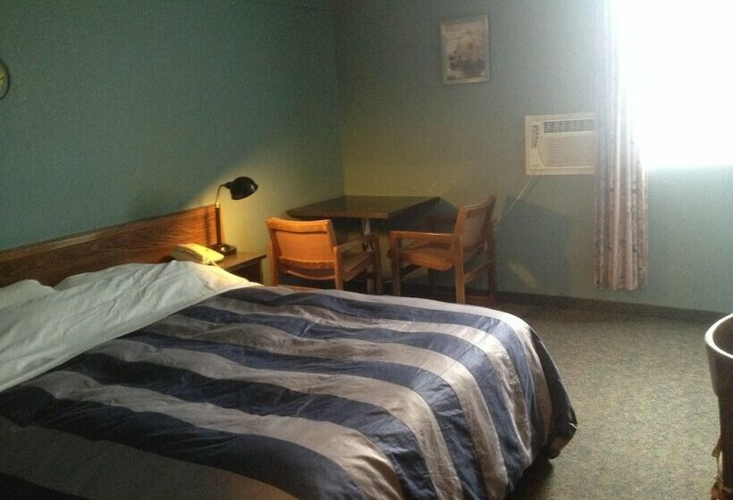 فندق Classic Inn