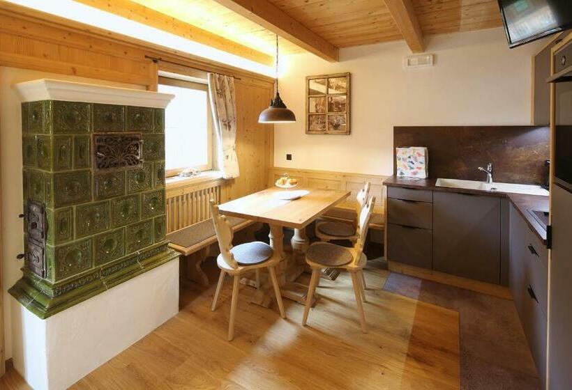 ホテル Obersanterhof