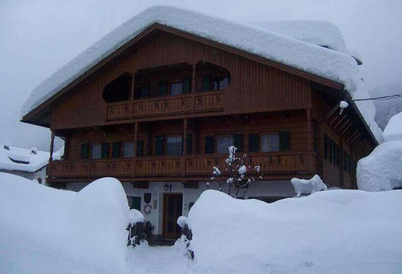 ホテル Obersanterhof