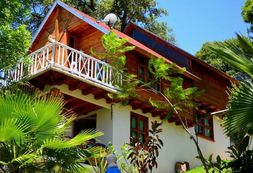 بنسيون Cabañas El Chalet