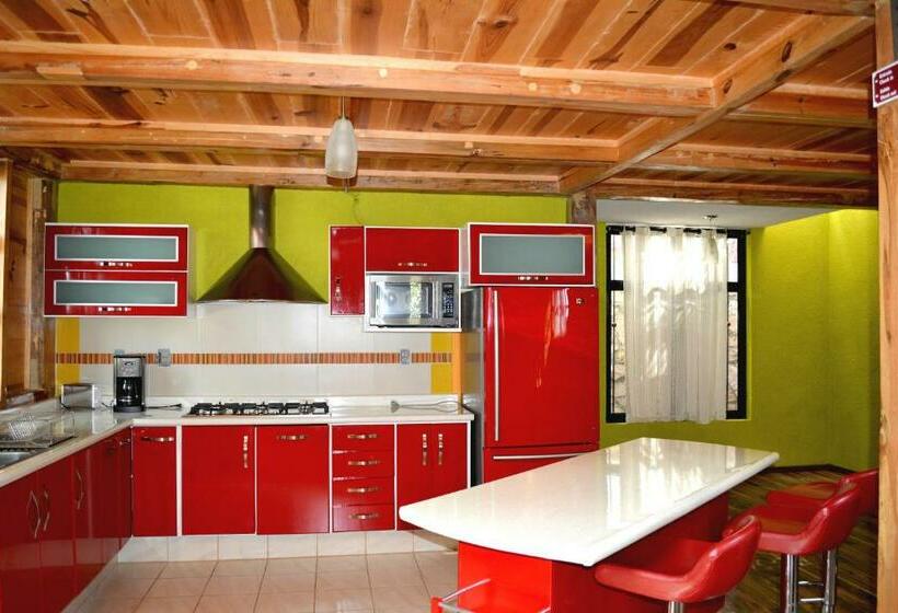 بنسيون Cabañas El Chalet