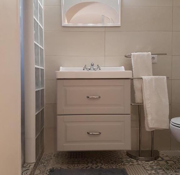 膳宿费 Santa Maria Casa Nostra