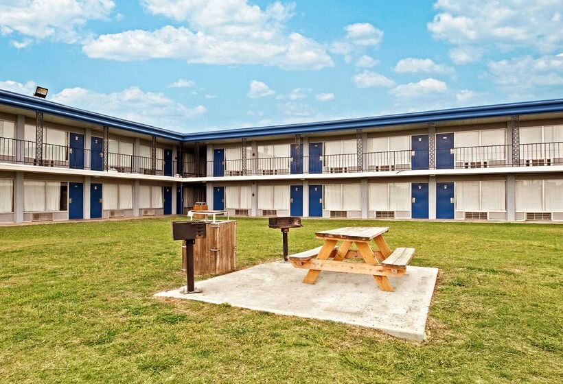 فندق Americas Best Value Inn Garland Dallas