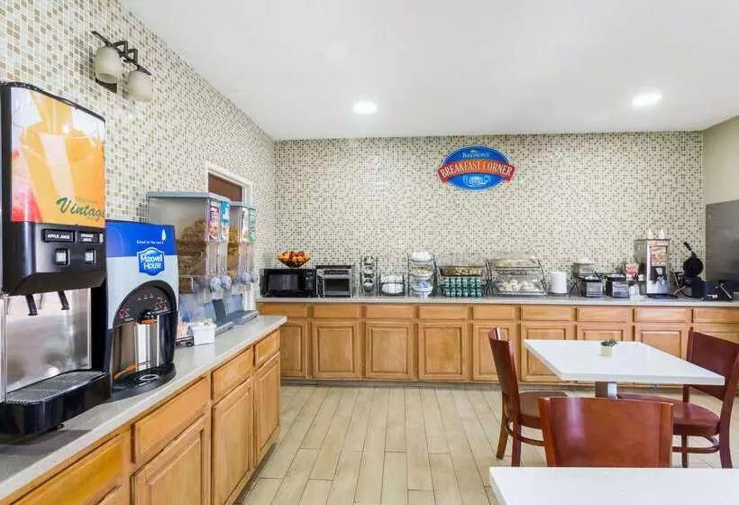 فندق Baymont By Wyndham Savannah/garden City