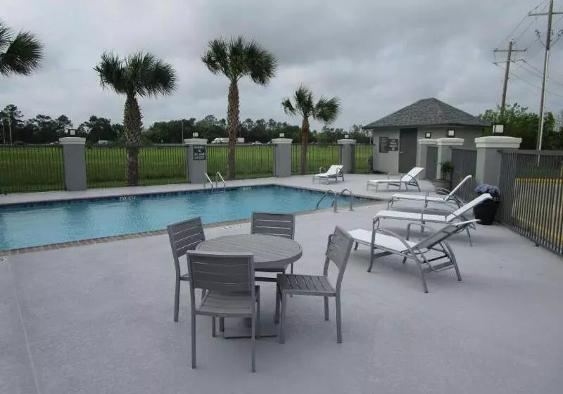 酒店 Best Western Iowa Lake Charles East